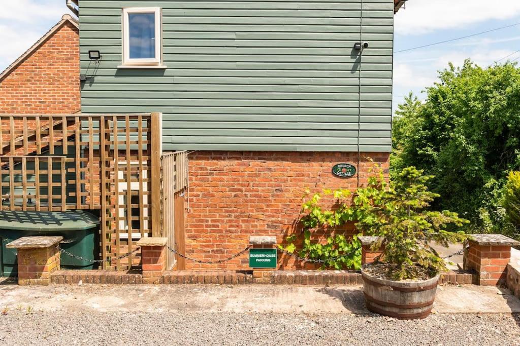 The Summerhouse, Countryside Retreat With Private Hot Tub Bridgnorth Exterior foto